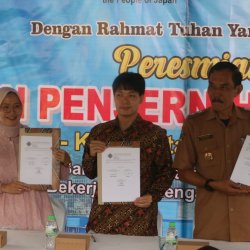 Handover Ceremony for the Project for Improvement of the Water Supply System in Pagergunung, Blitar, East Java